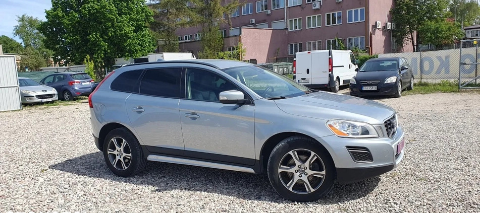 Volvo XC 60 cena 43900 przebieg: 187000, rok produkcji 2010 z Pułtusk małe 781